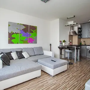 Mentha Deluxe - Mad Apartman Budapest